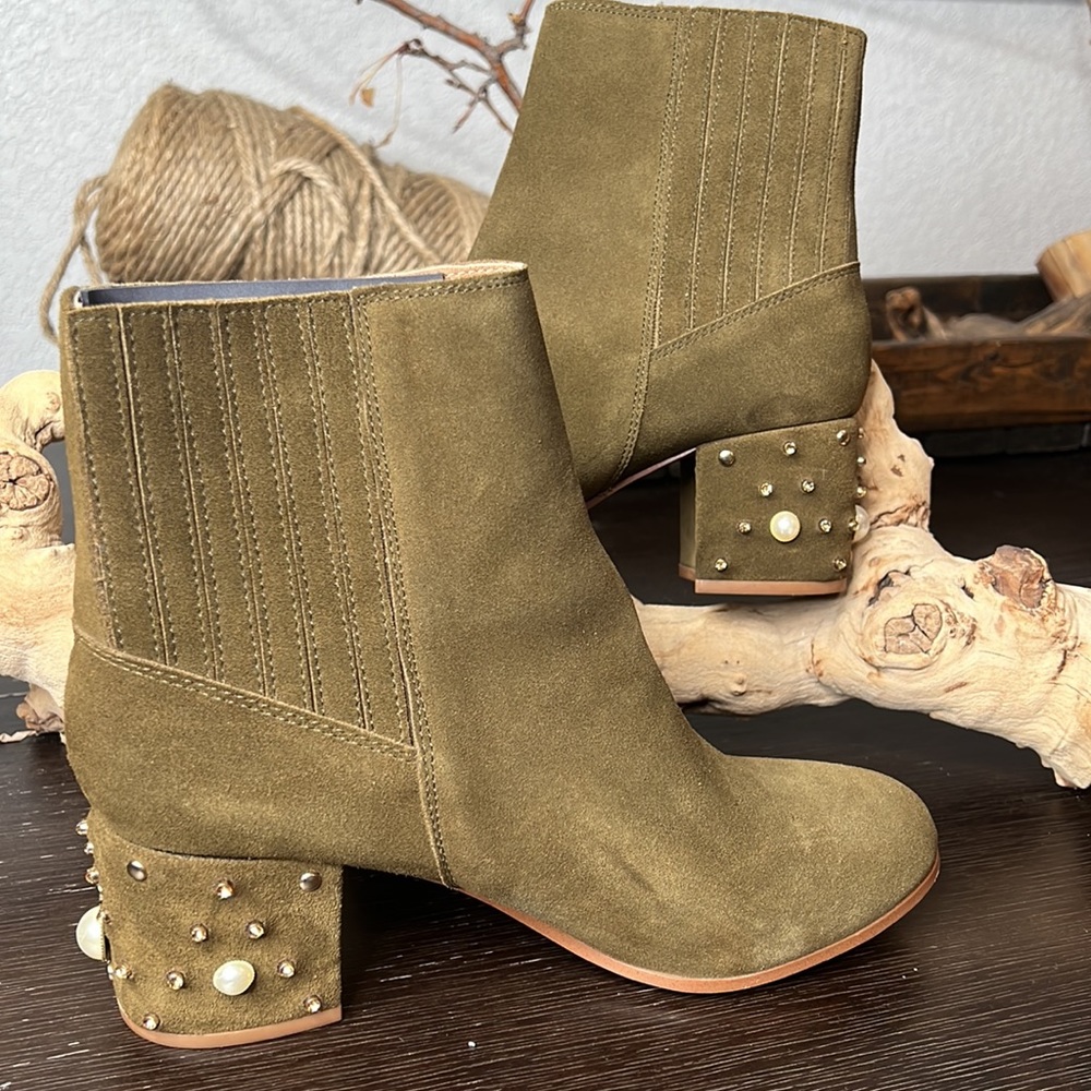 Anthropologie, Samantha jeweled women’s boot